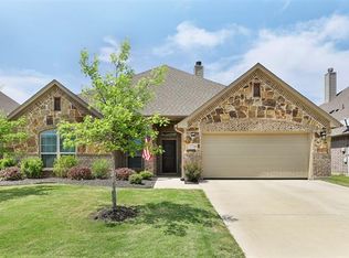 2736 Chimney Rock Rd, Burleson, TX 76028