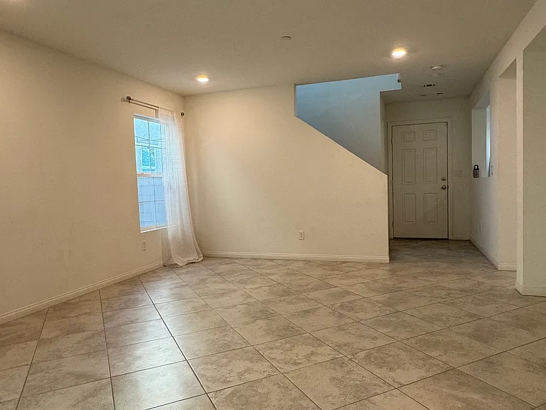 3535 Montepulciano Ln — Photo 15