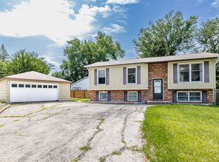 25367 W Chesney Dr, Lake Villa, IL