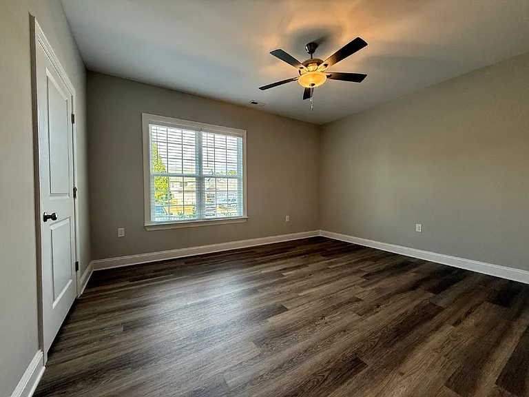 188 Gallery Dr #201 — Photo 19