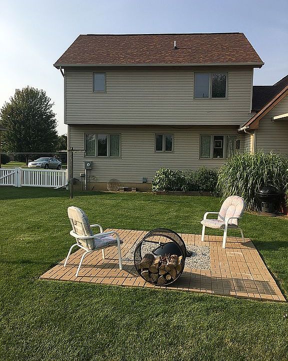 2nd image of 5512 Chatham Ln