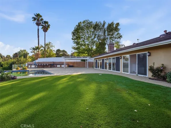 20216 Delita Dr, Woodland Hills, CA 91364