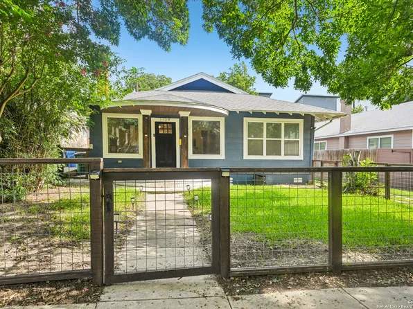 1139 W Russell Pl, San Antonio, TX 78201