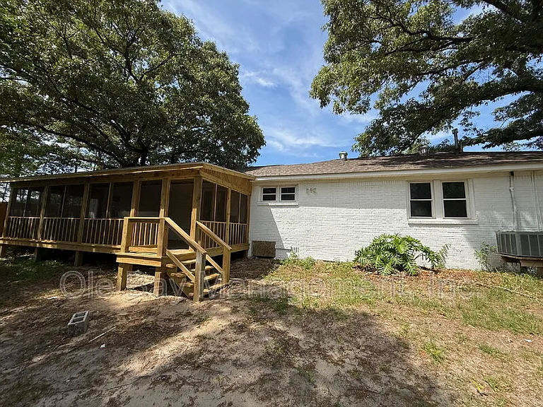 5011 Highcrest Dr — Photo 14