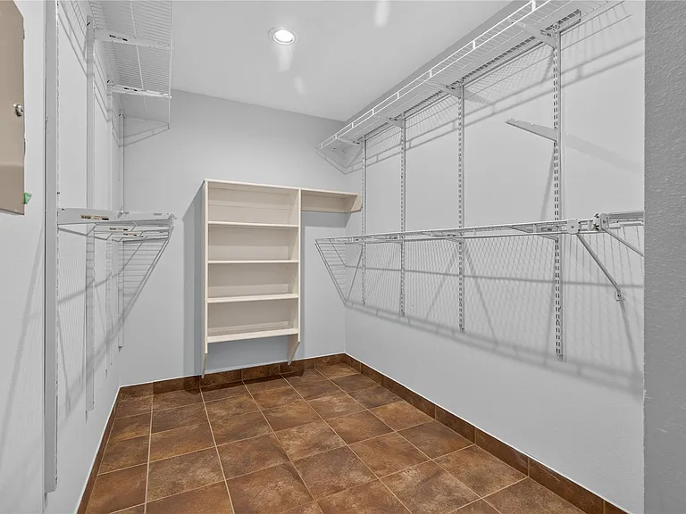 7206 Glen Rosa Dr — Photo 34
