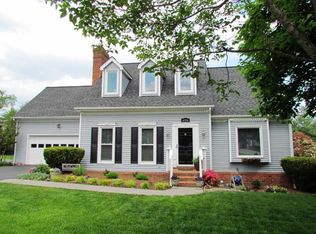 4776 Chippenham Dr, Roanoke, VA 24018