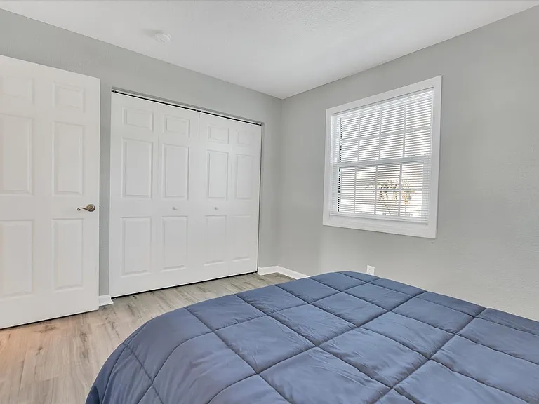 102 Pompano Dr SE #C — Photo 22