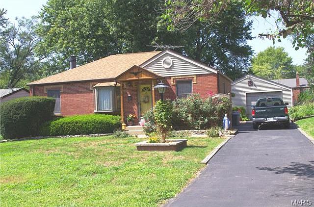 1st image of 4 Saint Margaret Ct