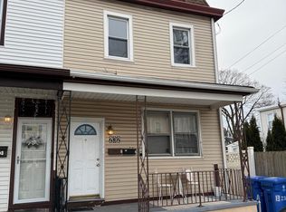 232 W Union St, Burlington, NJ 08016