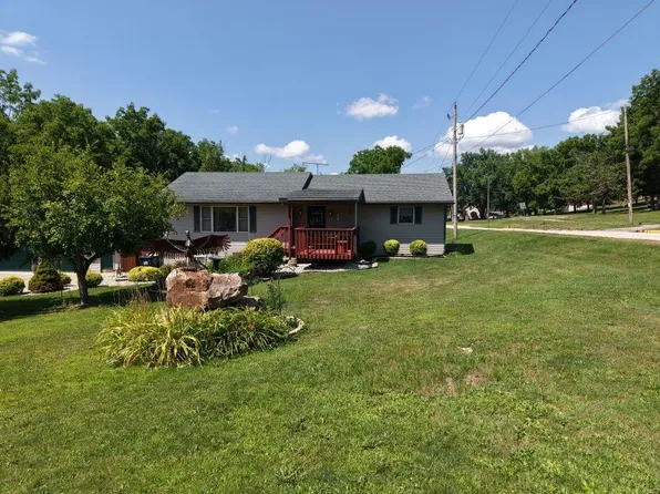 107 High St, North Freedom, WI 53951