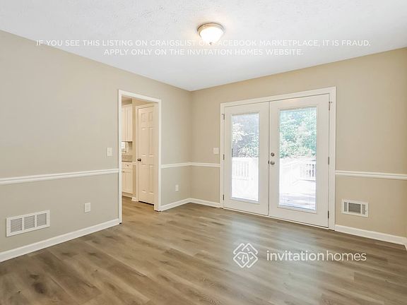 4th image of 4130 Summer Wood Dr
