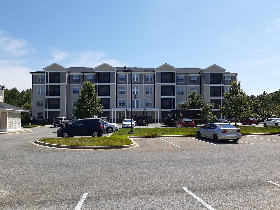 1st image of 46935 Cameo Ln #302