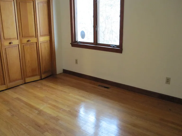 Den or 3rd bedroom