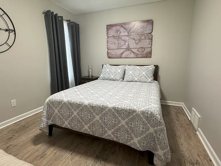 6868 Show Boat Ln — Photo 12