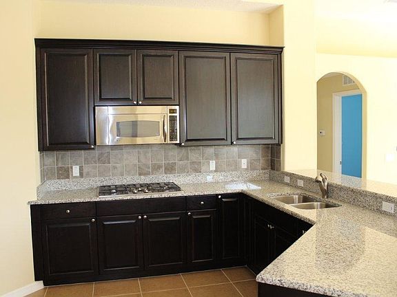 3rd image of 18140 Winding Oaks Blvd