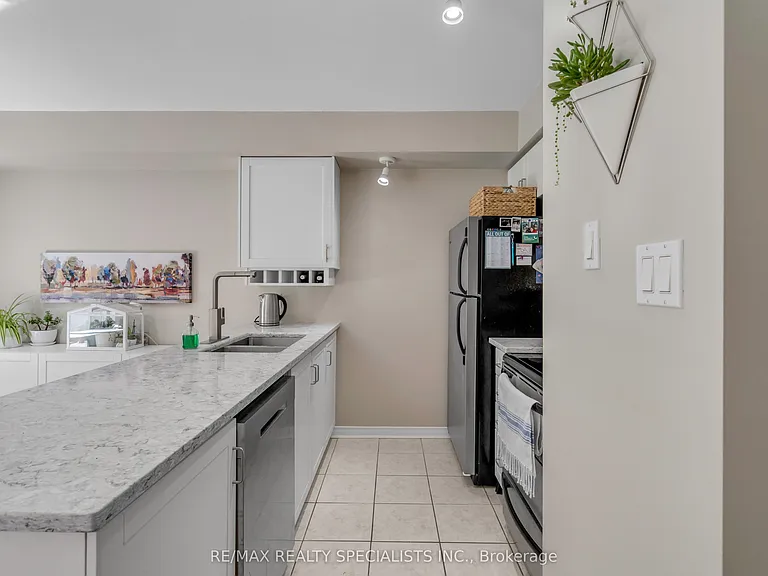 54 E Liberty St #1013 — Photo 14