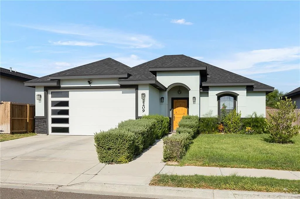3 bed, 2.0 bath, 1529 sqft, $2,500 — Photo 1