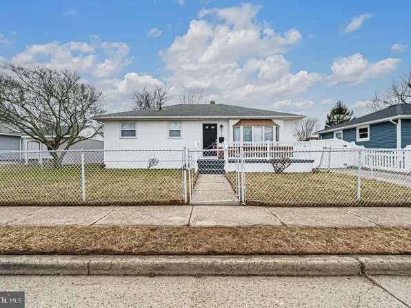 2018 Horace Bryant Jr Dr, Atlantic City, NJ 08401