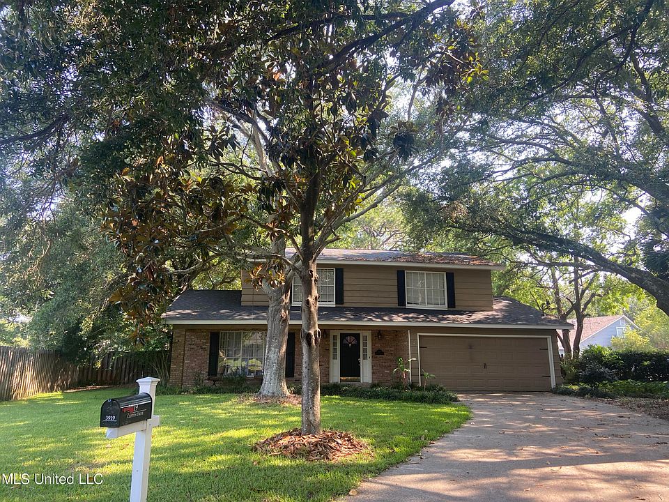 1st image of 3919 Clifton Ave