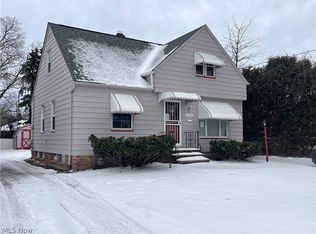 15300 Maplewood Ave, Maple Heights, OH 44137