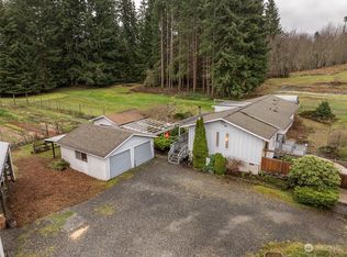 43 Black Diamond Rd, Port Angeles, WA 98363