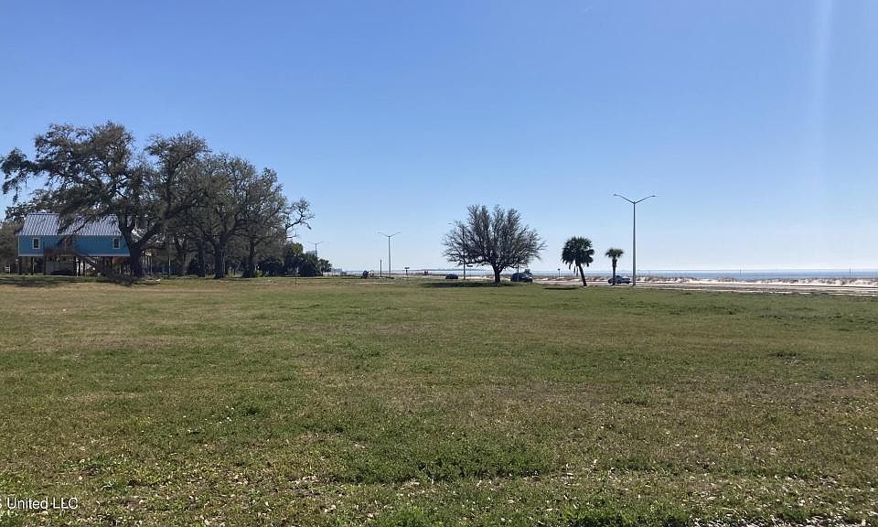 1st image of 1550 Beach Blvd