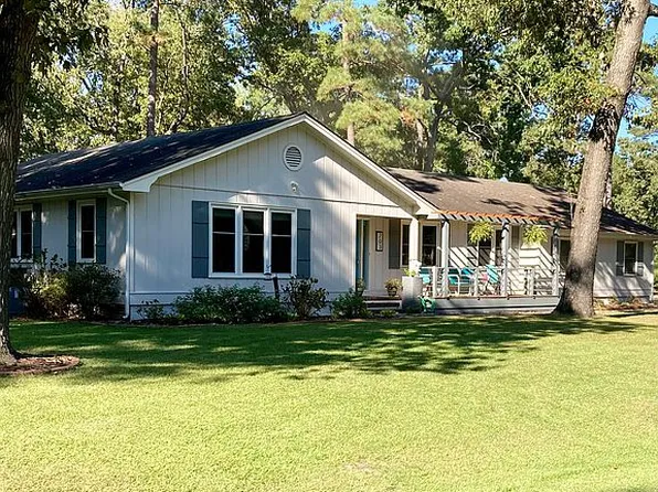 203 Daniel Dr, Goldsboro, NC 27534