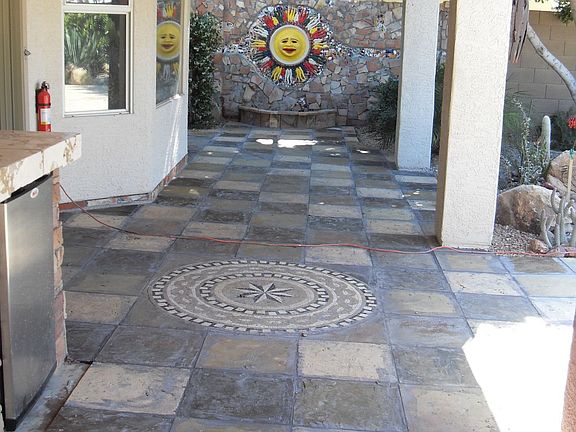 800 sf covered patio