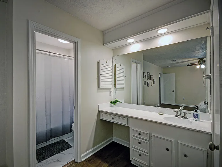4515 Ridgewood Rd — Photo 12