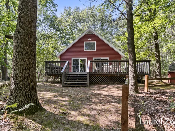 8020 W Stonycroft Rd, Shelby, MI 49455