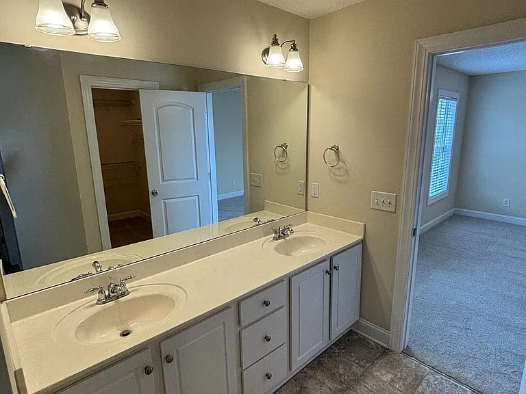 2321 Saddleback Dr #A — Photo 9