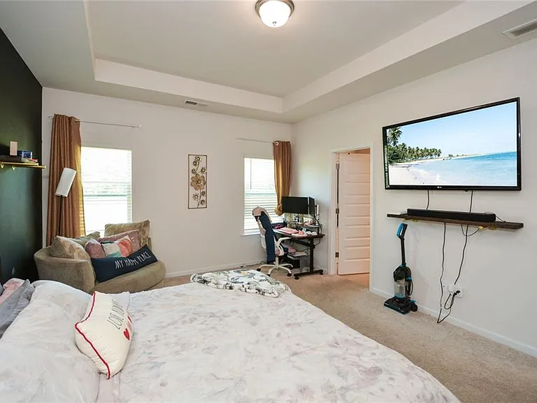 2610 Ravencliff Dr — Photo 18