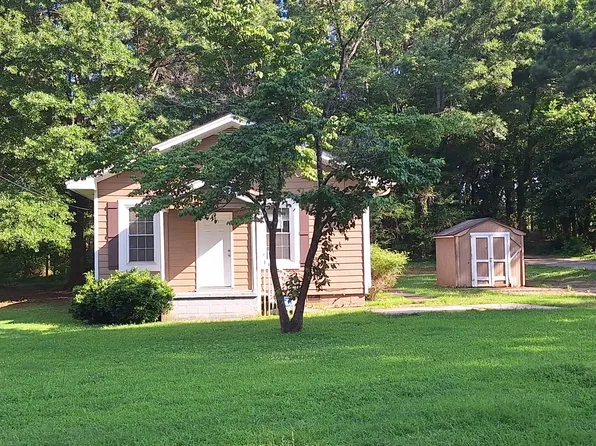 2 Emory St, Hampton, GA 30228