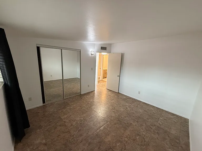 1603 N Park Ave — Photo 9