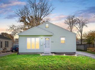 4963 Wake Robin Rd, Mentor, OH 44060