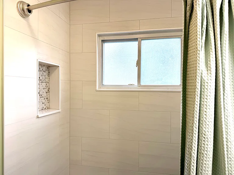 1006 N Dryden Ave — Photo 33