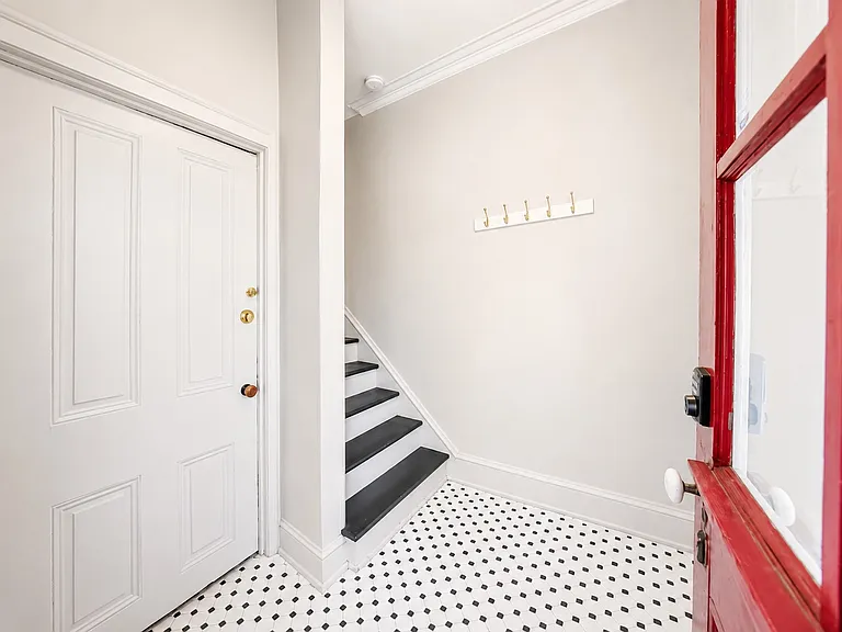 100 E Park Ave #B — Photo 10