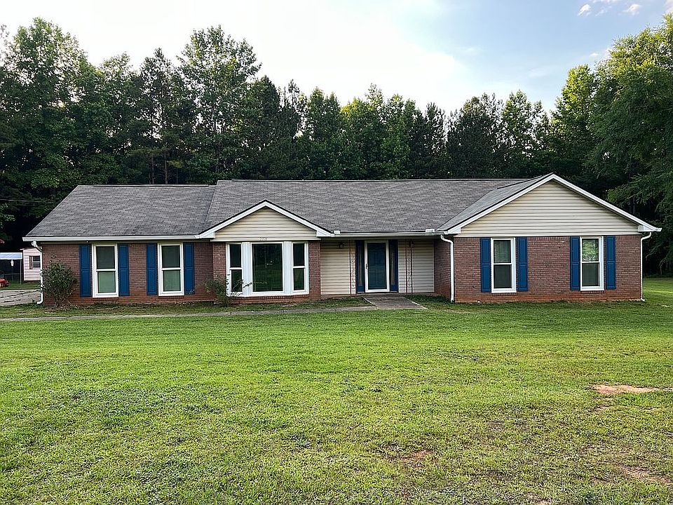 1st image of 2376 Mount Airy Rd