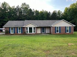 2376 Mount Airy Rd, Waverly Hall, GA 31831