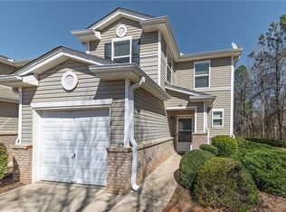 573 Rendezvous Rd, Acworth, GA 30102