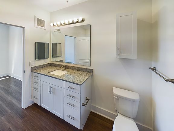 5th image of 675 Victory Ln #12-102