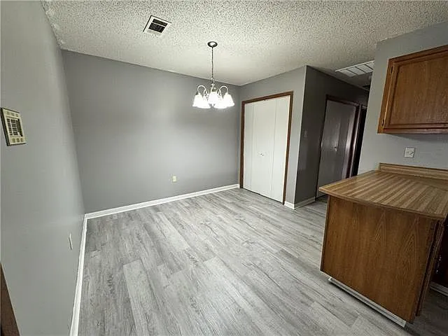 2 bed, 1.0 bath, 850 sqft, $850 — Photo 4