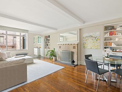 61 W 9th St APT 8D, Manhattan, NY, 10011