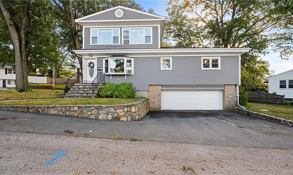 1st image of 25 Mills Dr