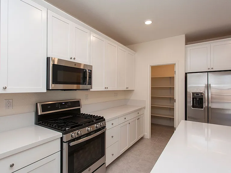 6049 Red Sun Dr — Photo 8