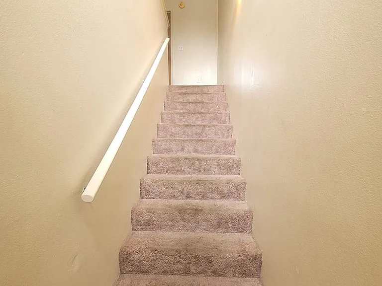 647 Virginia Oak Ct — Photo 11