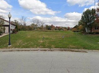 758 Friar Dr, Aurora, IL 60505