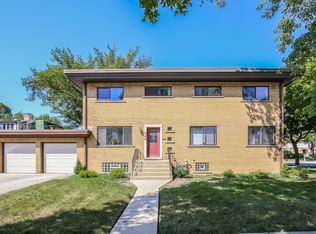 2 W Oak Ave, La Grange Park, IL