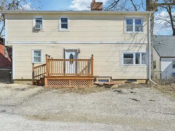 33727 N 2nd St, Grayslake, IL 60030