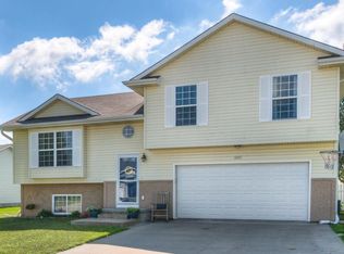 5725 Redtail Rd, Council Bluffs, IA 51501